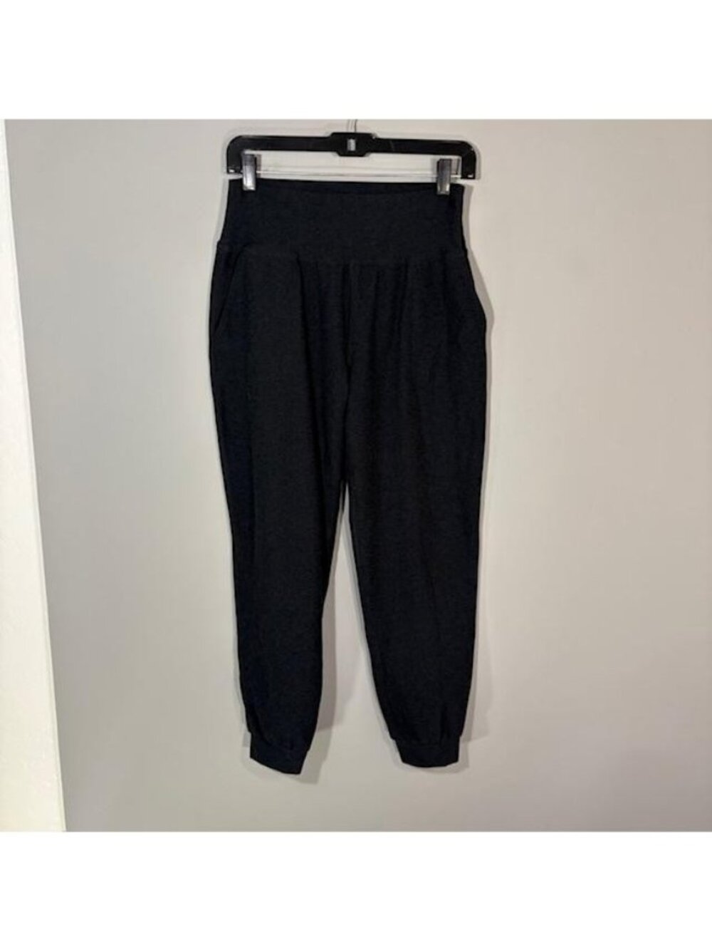 Beyond Yoga Jogger Pants Womens M Gray Ankle Elastic Waist Pockets Yoga